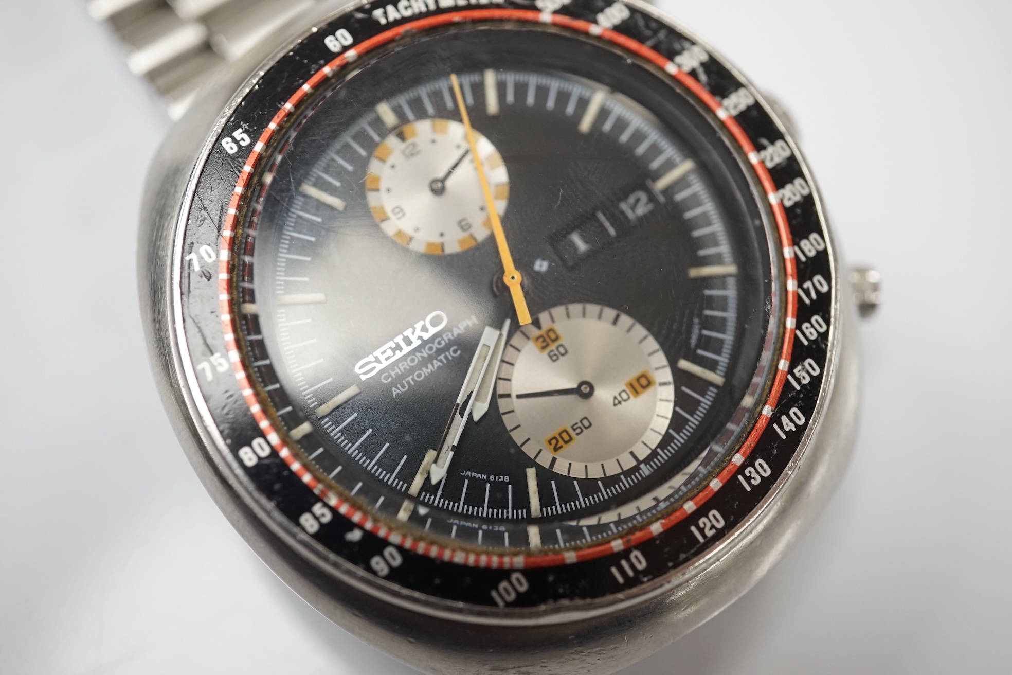 A gentleman's stainless steel Seiko Chronograph Automatic UFO wrist watch, case diameter 45mm, with box, no papers. Condition - poor